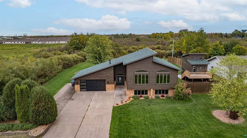 5202 Ogden Ave, Superior, WI 54880