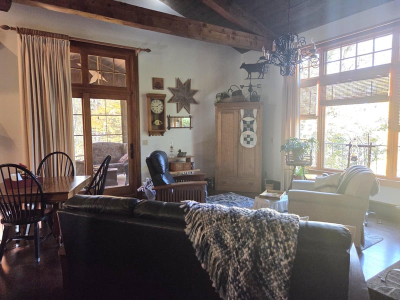 29372 Bayview Dr, Bovey, MN 55709