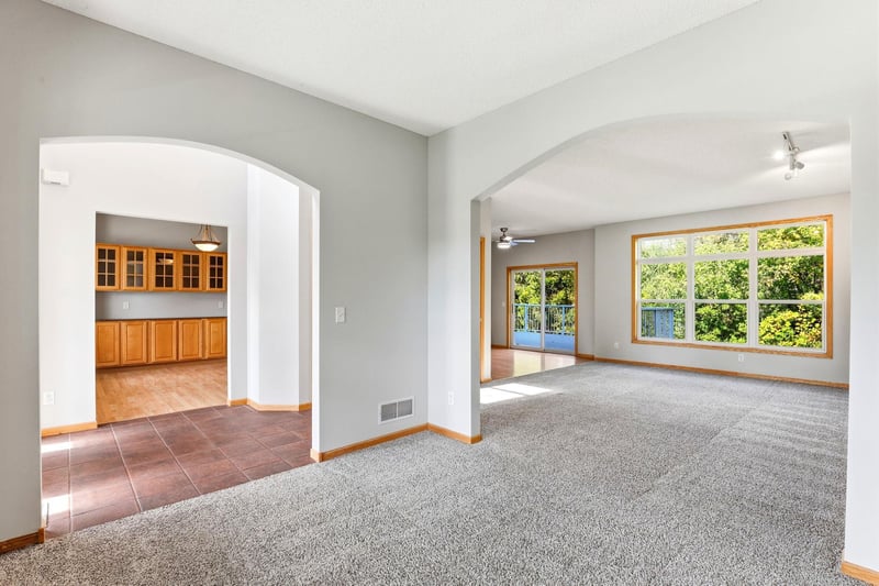 7024 W 144th St, Savage, MN 55378