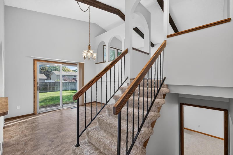 8400 Douglas Dr N, Brooklyn Park, MN 55443