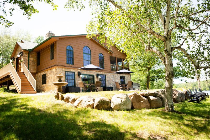 17240 108th St NW, South Haven, MN 55382