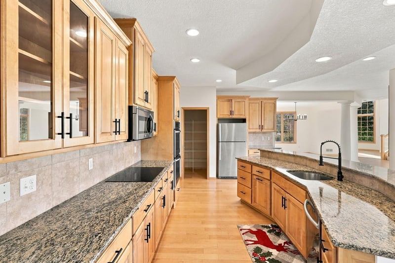 5402 102nd Trl N, Brooklyn Park, MN 55443
