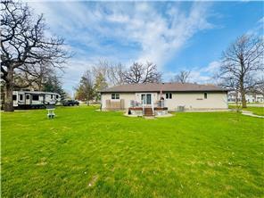 216 N Birch St, Royalton, MN 56373