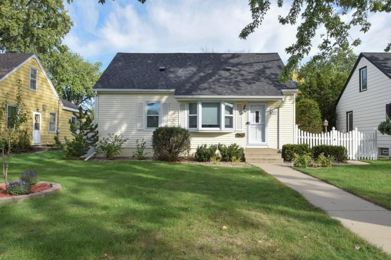 2123 Fairway Dr NE, Columbia Heights, MN 55421