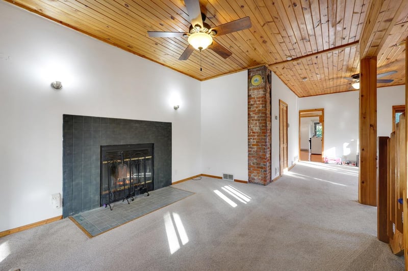 277 E Morton St E, Saint Paul, MN 55107