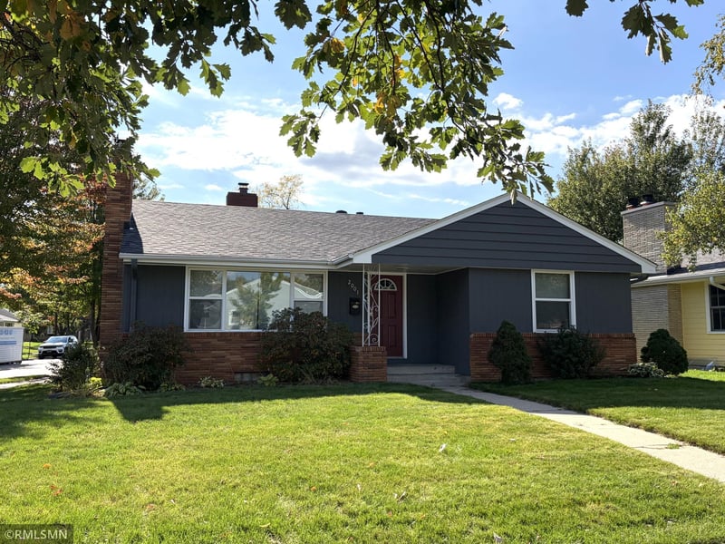 2001 W 61st St, Minneapolis, MN 55419