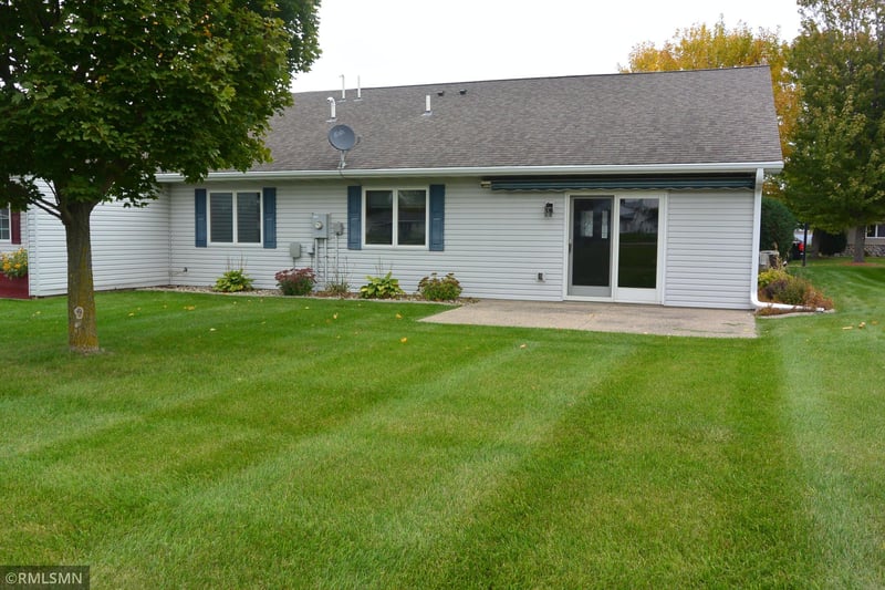 1419 Ranger Dr, Glencoe, MN 55336
