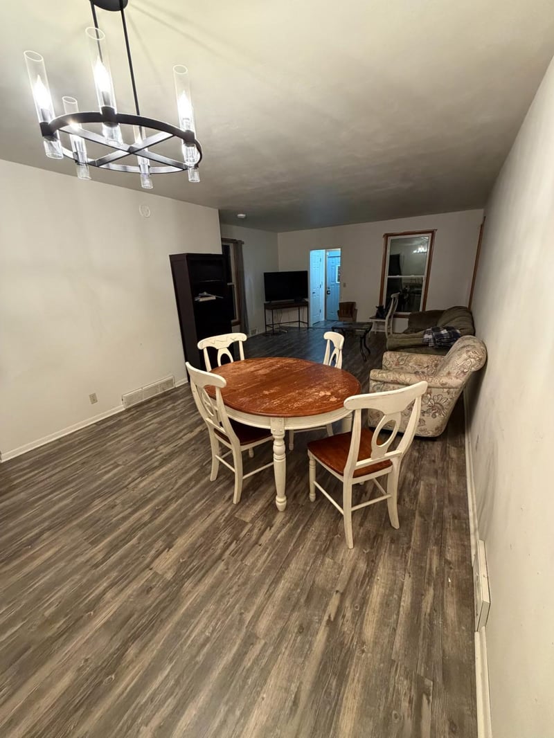207 Willow Ave, Owatonna, MN 55060