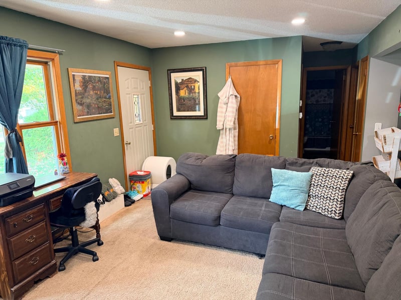 630 Summit Ln, Mora, MN 55051