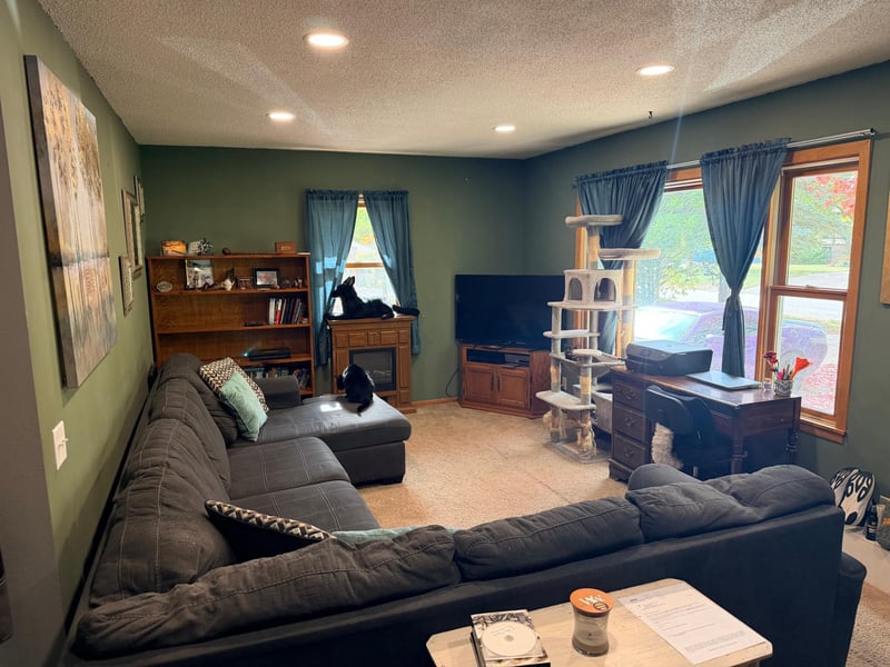 630 Summit Ln, Mora, MN 55051