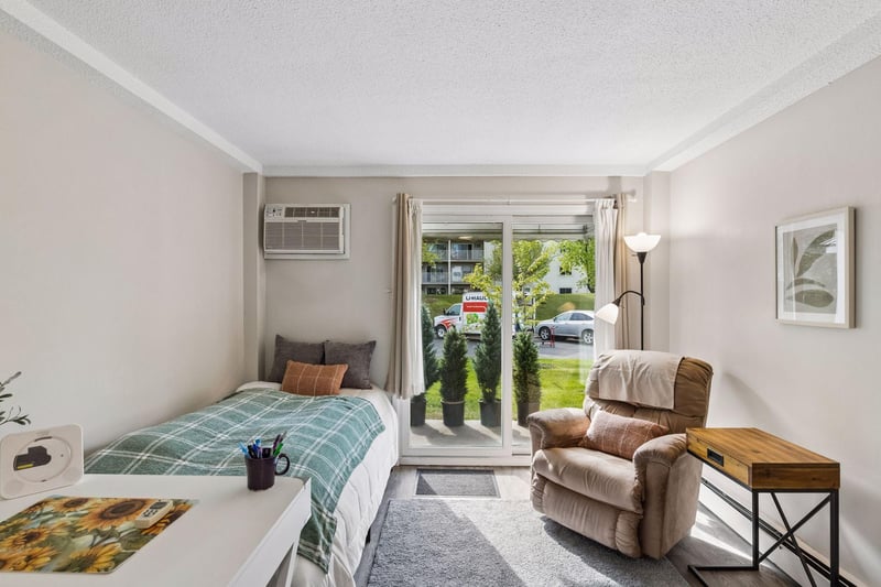 130 Demont Ave E #144, Little Canada, MN 55117