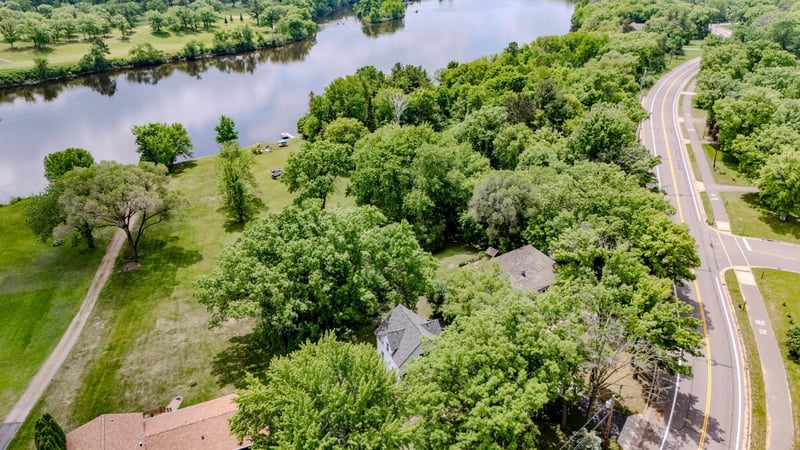 1003 Lindbergh Dr S, Little Falls, MN 56345