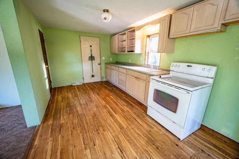 W6498 State Road 35, Bay City, WI 54723