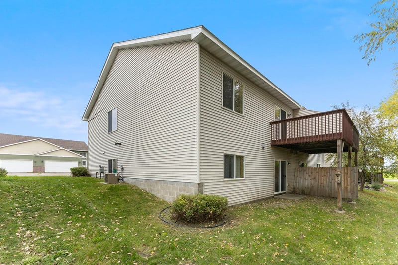 206 Rock Brook Blvd, Montrose, MN 55363