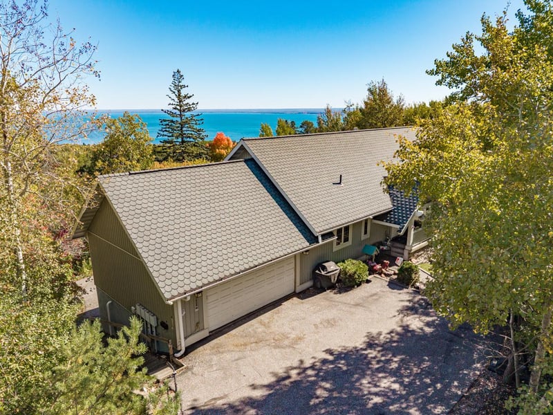 1424 E Skyline Pw, Duluth, MN 55805