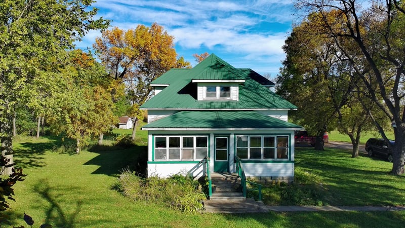 10509 270th St, Milroy, MN 56263