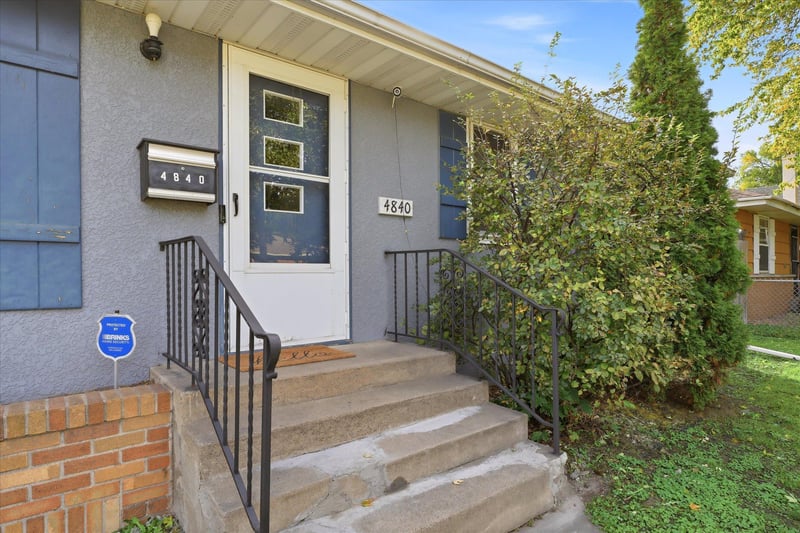 4840 N 6th St, Minneapolis, MN 55430