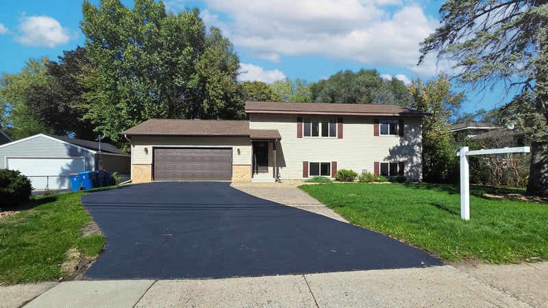 308 W 102nd St, Bloomington, MN 55420