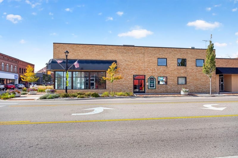 102 W Center St, Lake City, MN 55041