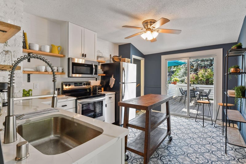 500 William St, Excelsior, MN 55331