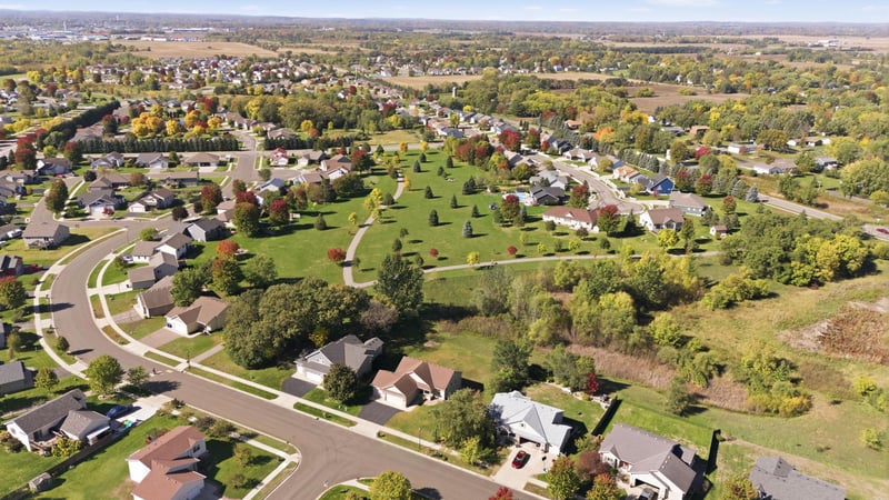 1037 Cory Ln, Saint Cloud, MN 56303