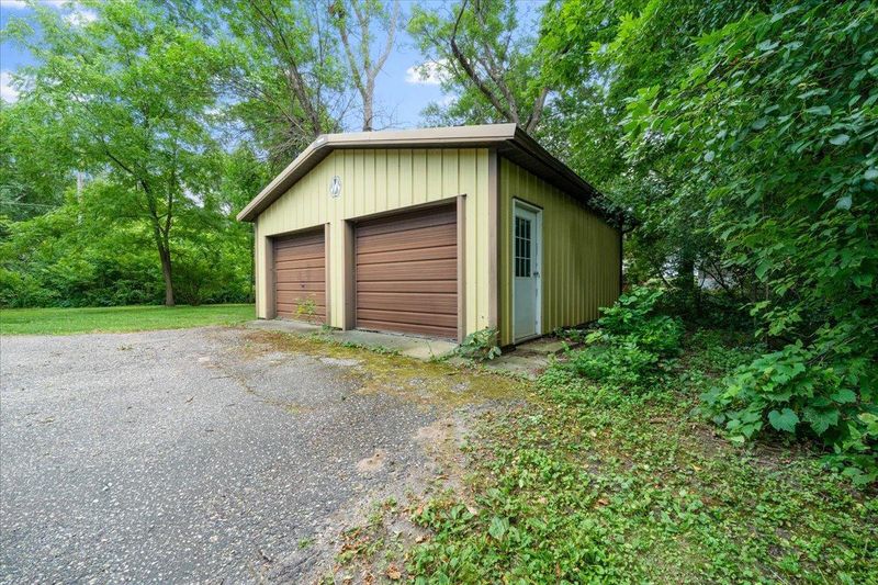 406 8th Ave E, Alexandria, MN 56308