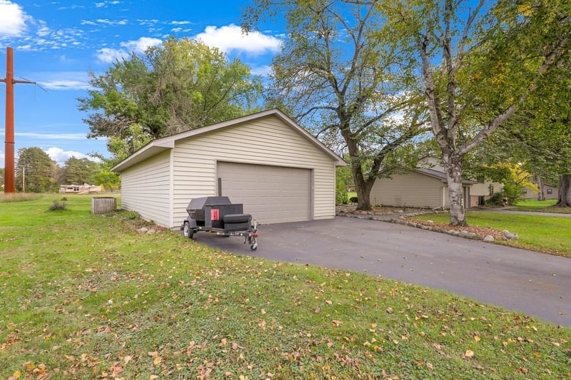 17611 Orchid St NW, Andover, MN 55304