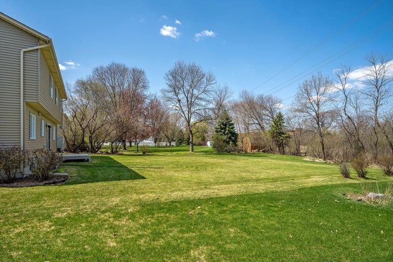 15370 96th Pl N, Maple Grove, MN 55369