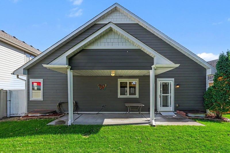 11040 Dahlia St NW, Coon Rapids, MN 55433