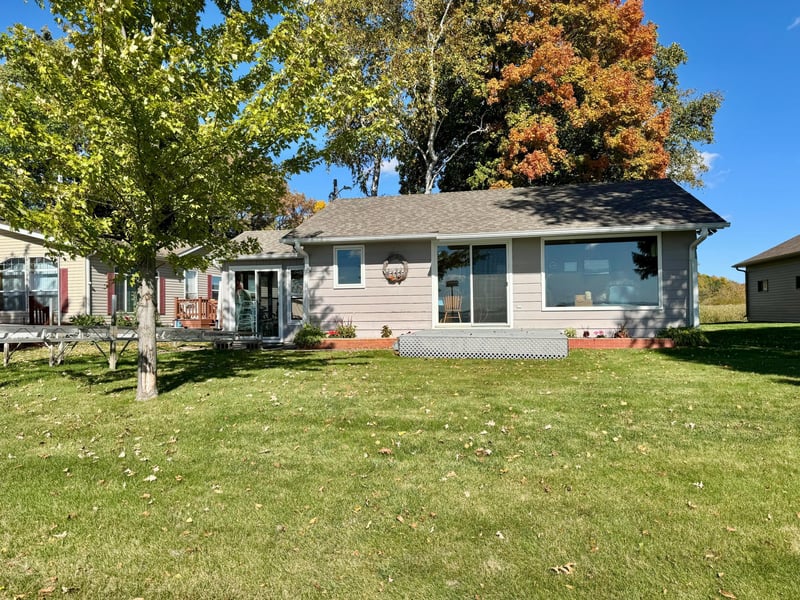 43833 Inlet Beach Rd, Pelican Rapids, MN 56572