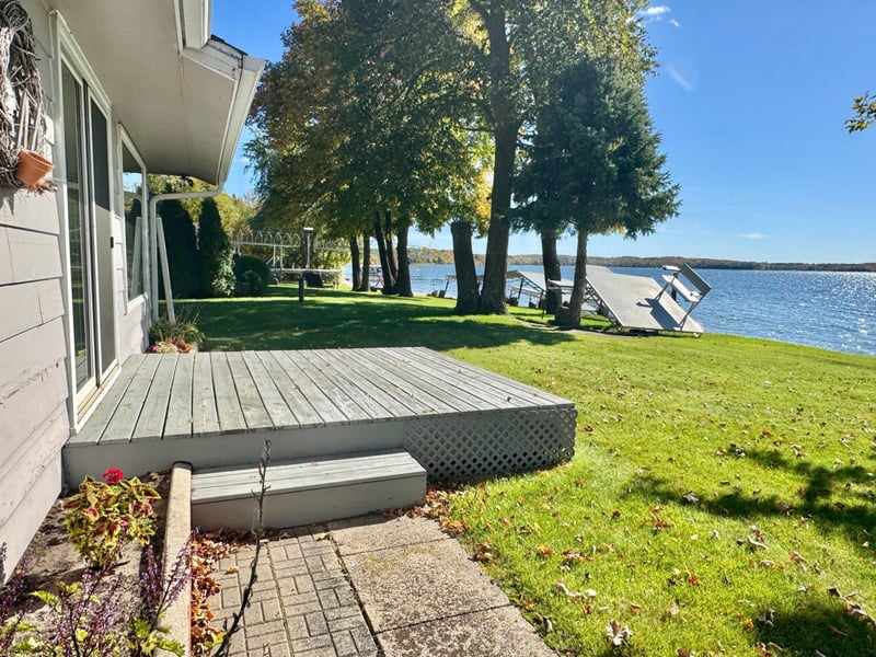 43833 Inlet Beach Rd, Pelican Rapids, MN 56572