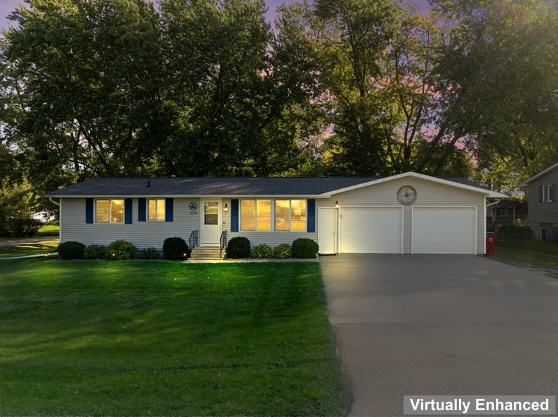 520 Walnut St, Mantorville, MN 55955