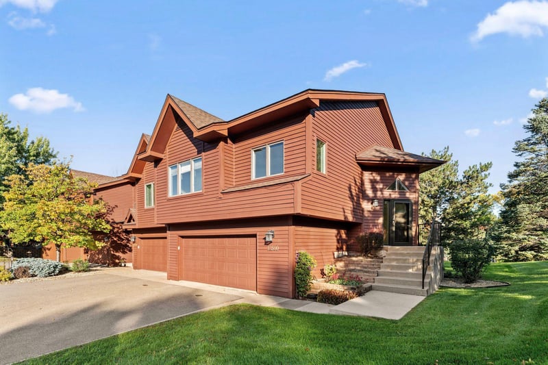 12500 Parkwood Dr, Burnsville, MN 55337