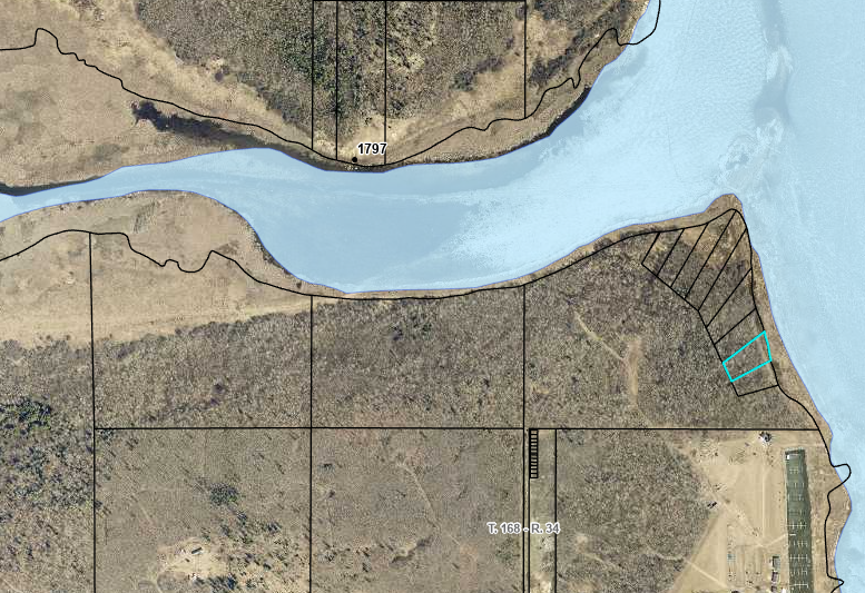 080 Youngs Bay Dr, Angle Inlet, MN 56711