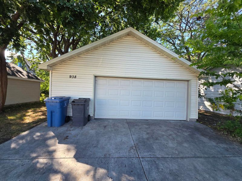 938 17th Ave SE, Minneapolis, MN 55414
