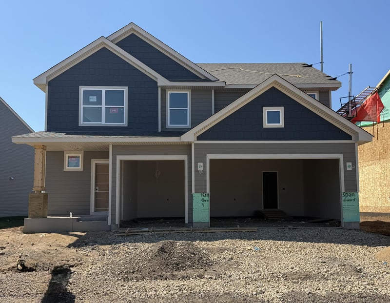 8932 Periwinkle Blvd, Woodbury, MN 55129