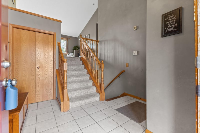 205 Carissa Ln SW, Saint Michael, MN 55376