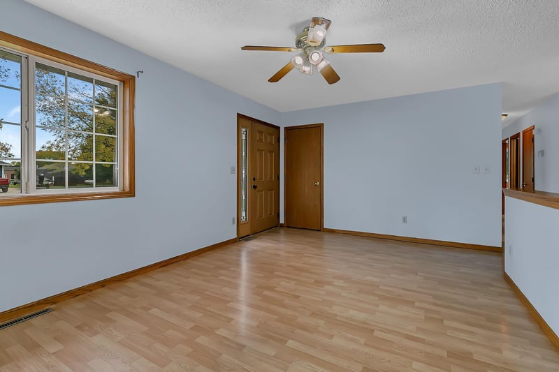 801 Lowery Ave, Belgrade, MN 56312