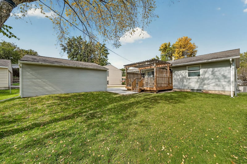 3716 1st Pl NW, Rochester, MN 55901