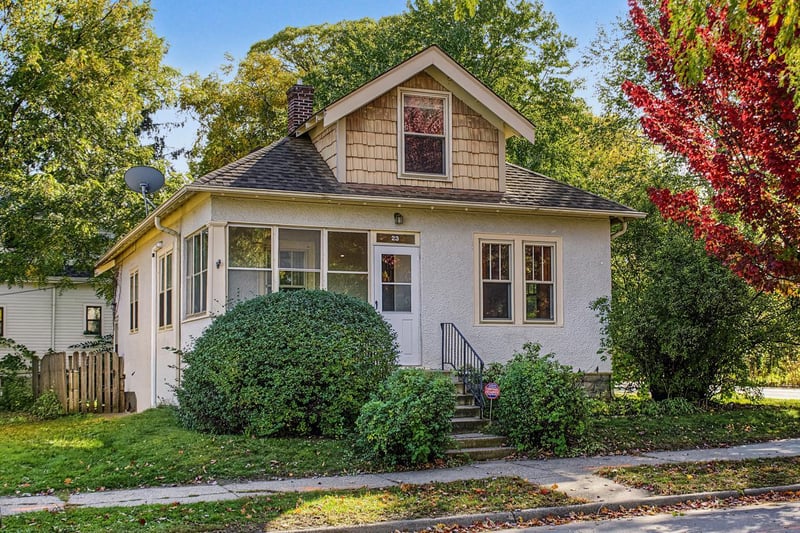 23 W 45th St, Minneapolis, MN 55419