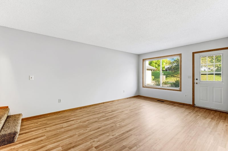 5545 Orleans Ln N #6, Plymouth, MN 55442