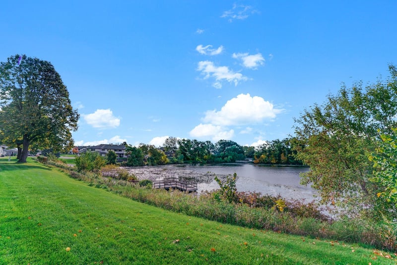 5545 Orleans Ln N #6, Plymouth, MN 55442