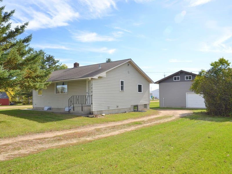 200 8th St W, Park Rapids, MN 56470
