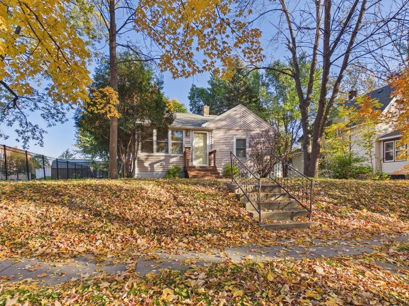 221 1st Ave SE, Glenwood, MN 56334