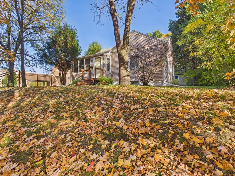 221 1st Ave SE, Glenwood, MN 56334