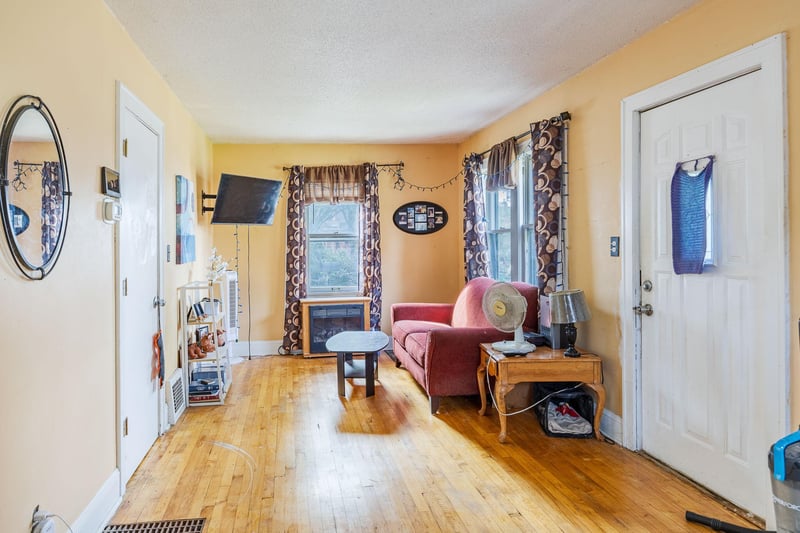 4229 Cheatham Ave, Minneapolis, MN 55406