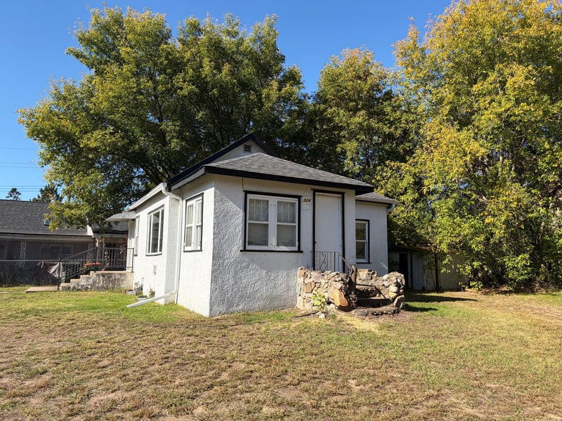 324 SW 4th St, Brainerd, MN 56401