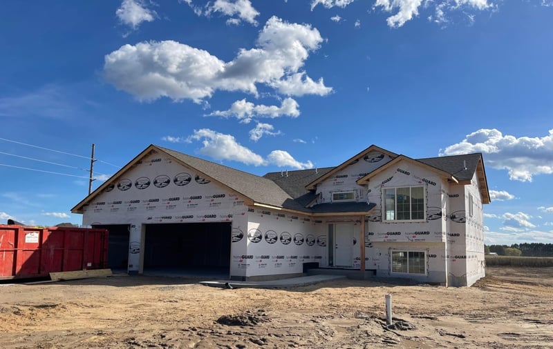 2446 341st Ave NW, Cambridge, MN 55008