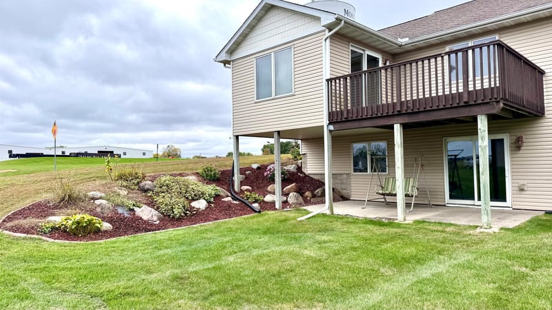 845 Deer Ct NE, Montgomery, MN 56069