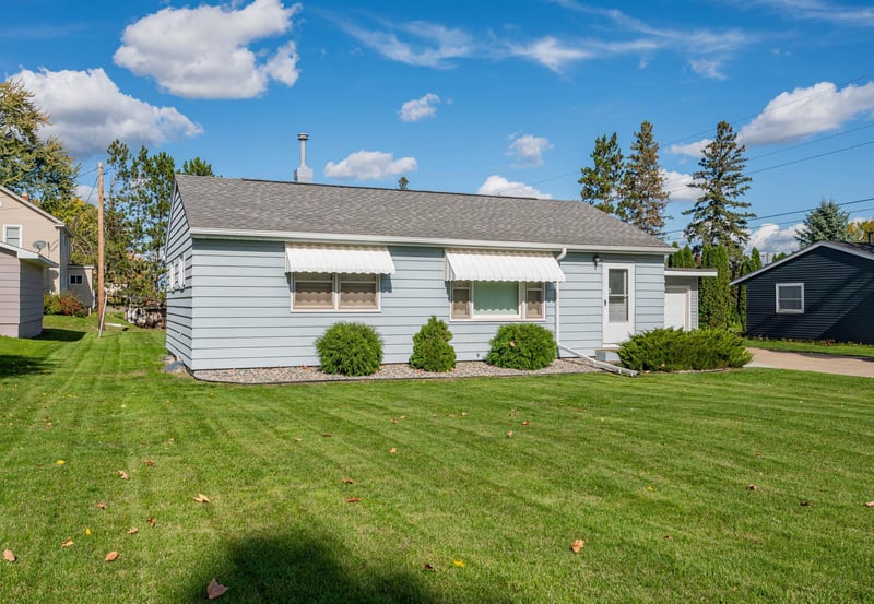 105 Sebenius St, Coleraine, MN 55722